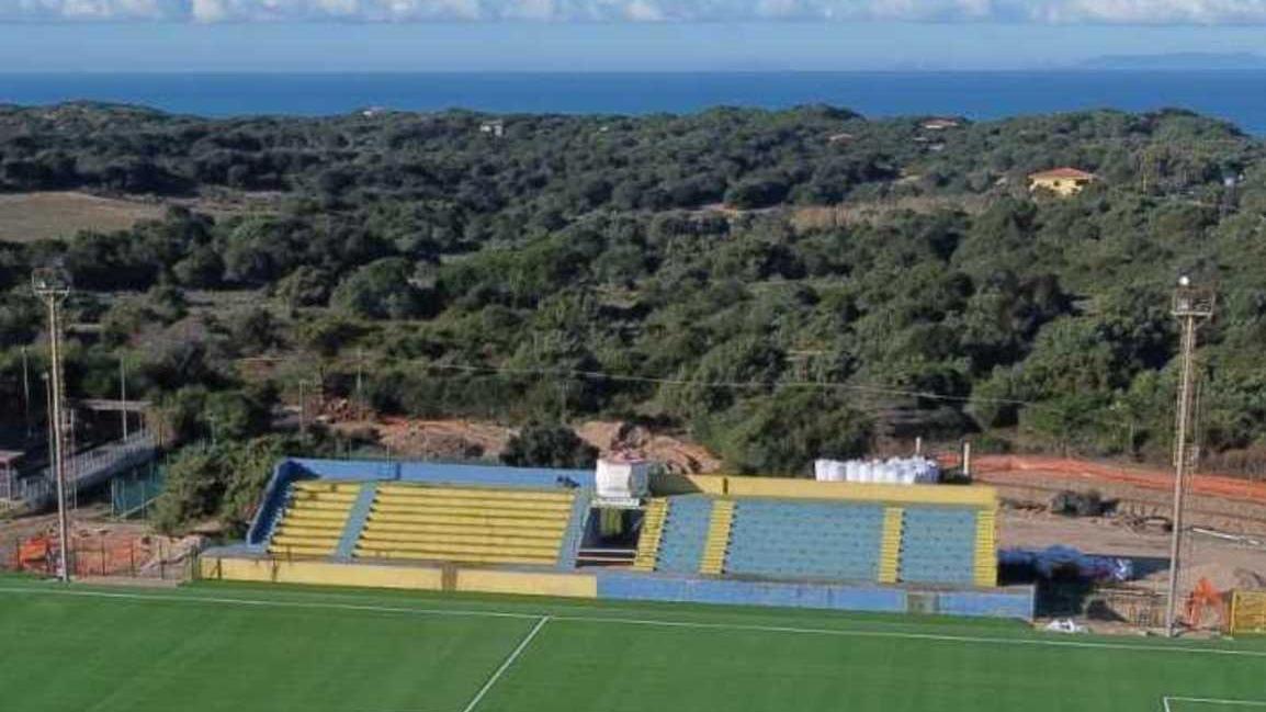 Badesi, il rinnovamento del campo sportivo al rush finale