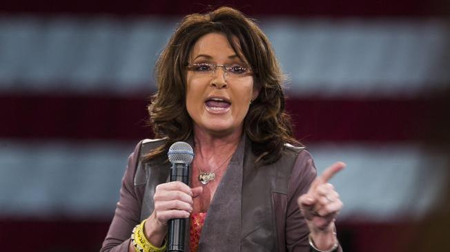 Sarah Palin, 'Il vaccino? dovranno passare sul mio cadavere'