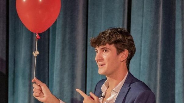 Al Teatro Verdi lo spettacolo del mago Francesco Fontanelli