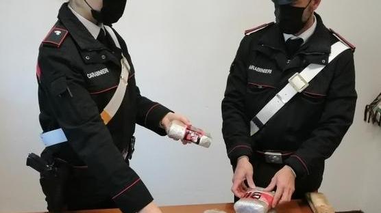 Sorpreso al volante con due chili di eroina Arrestato un 31enne