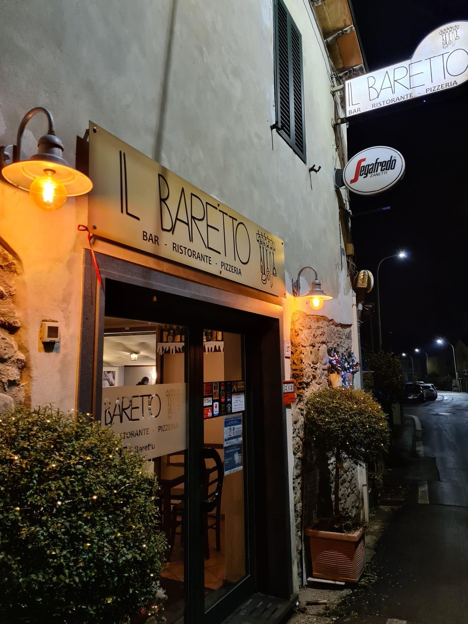 L’esterno del ristorante “Il Baretto” di Gallicano