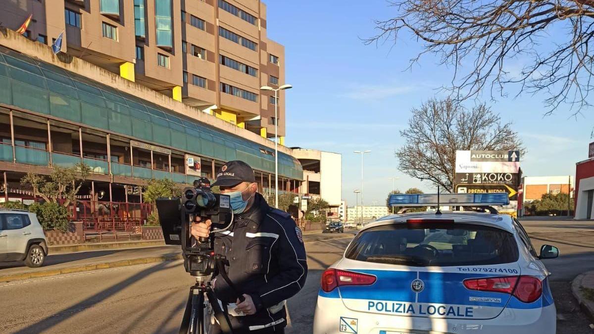 Sassari, fino al 6 gennaio controlli a tappeto anti-Covid e telelaser in 3 strade