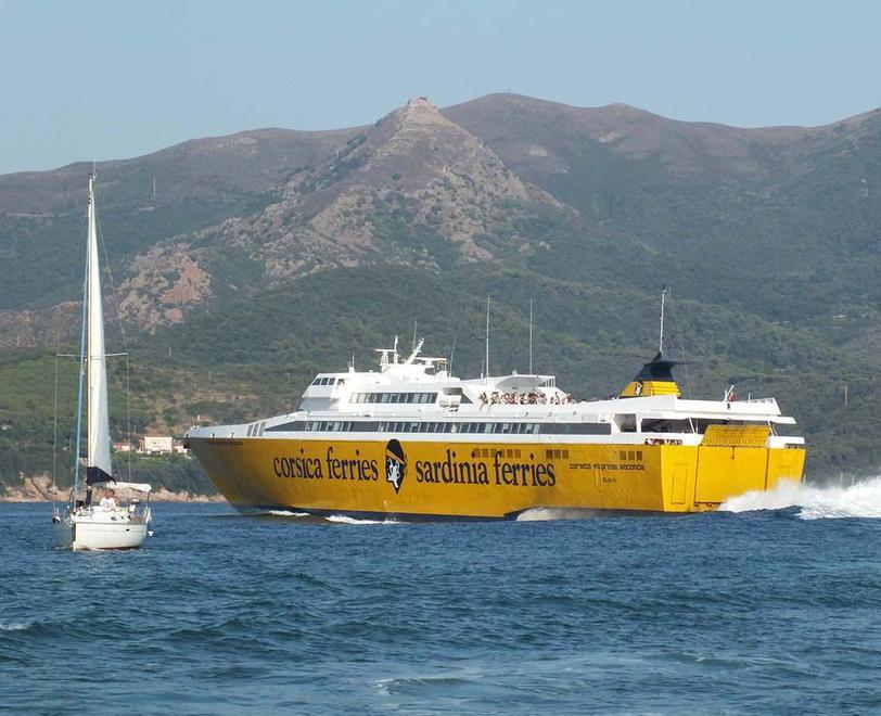 Il Tar sospende il bando per assegnare le rotte sospese a Corsica ferries 
