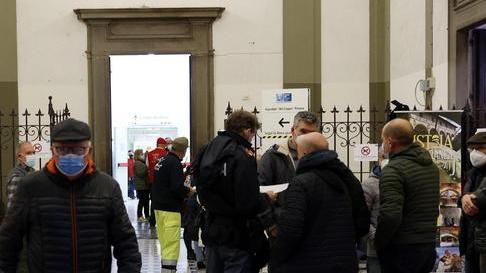 Oltre sedicimila vaccini in una settimana Prime dosi in crescita, non solo ai bambini