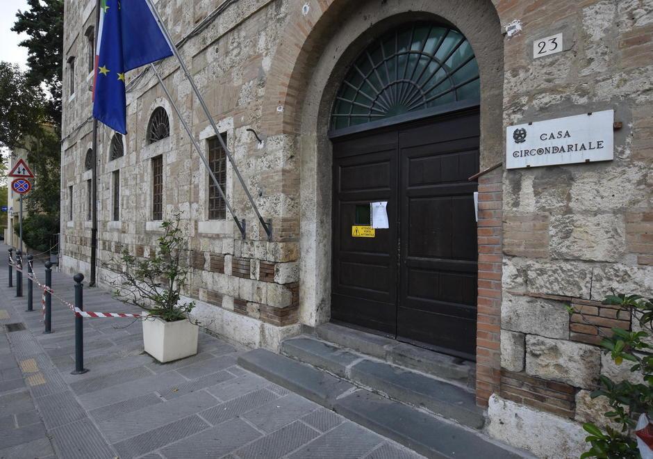 Il carcere di via Saffi, a Grosseto (Foto AgenziaBF)