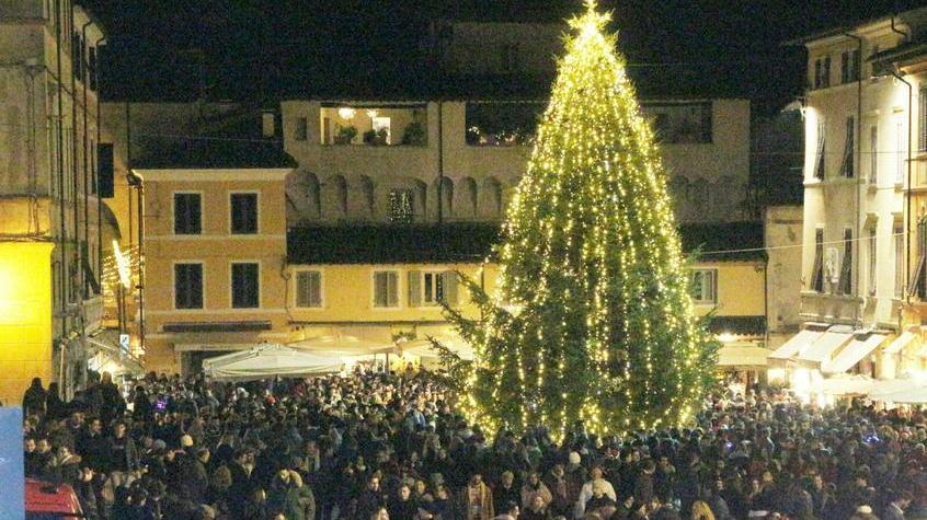 Il Comune di Pietrsanta tira dritto sulla vigilia di Natale: il Camel Ponce si farà comunque