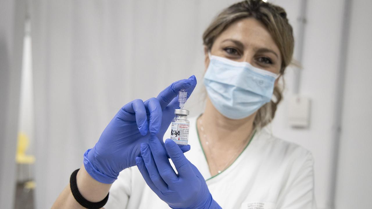 La campagna di vaccinazione non si ferma nel periodo Natalizio