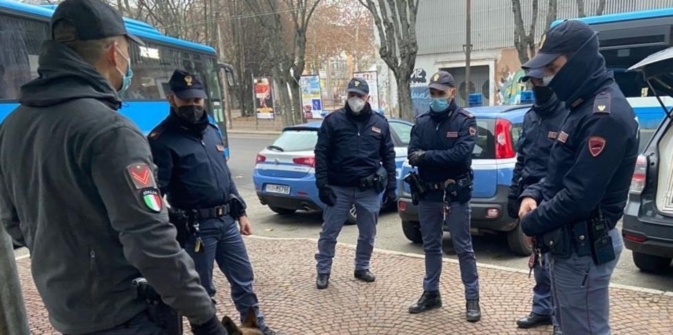 Controlli vicino al Barozzi