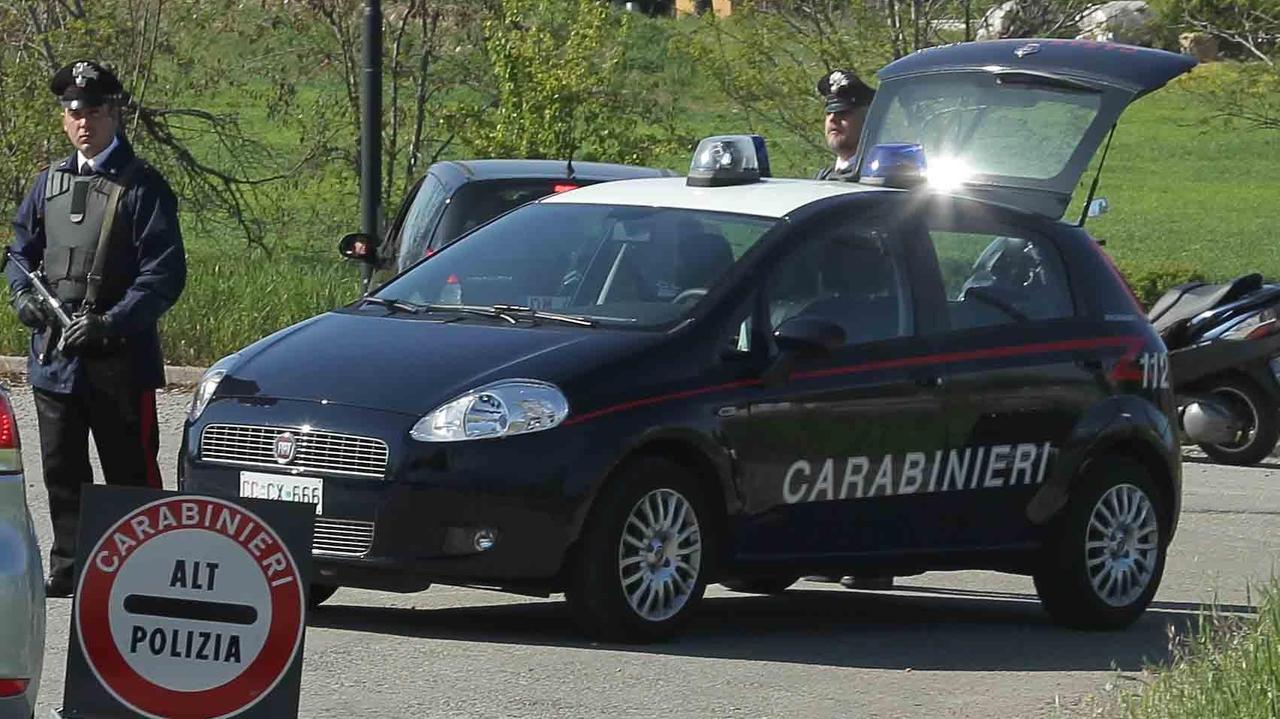 Scattano i controlli stradali nella Bassa: nove conducenti nei guai, fioccano le denunce