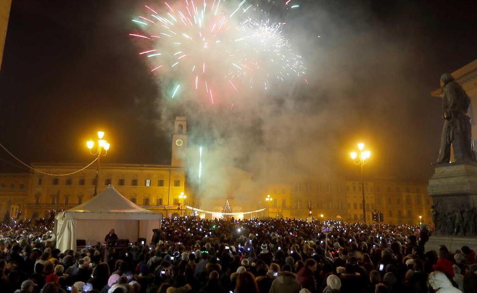 In corso l’organizzazione dei fuochi, decisive le scelte del governo