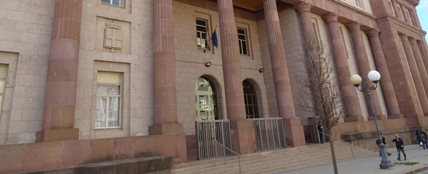 Sassari, assoluzione per il notaio Maniga 