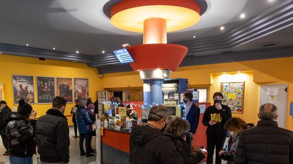 Da Spider-Man a Sing 2. I consigli degli esperti per i film di Natale