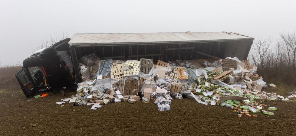 Schianto sull’Adriatica: muore a 23 anni 