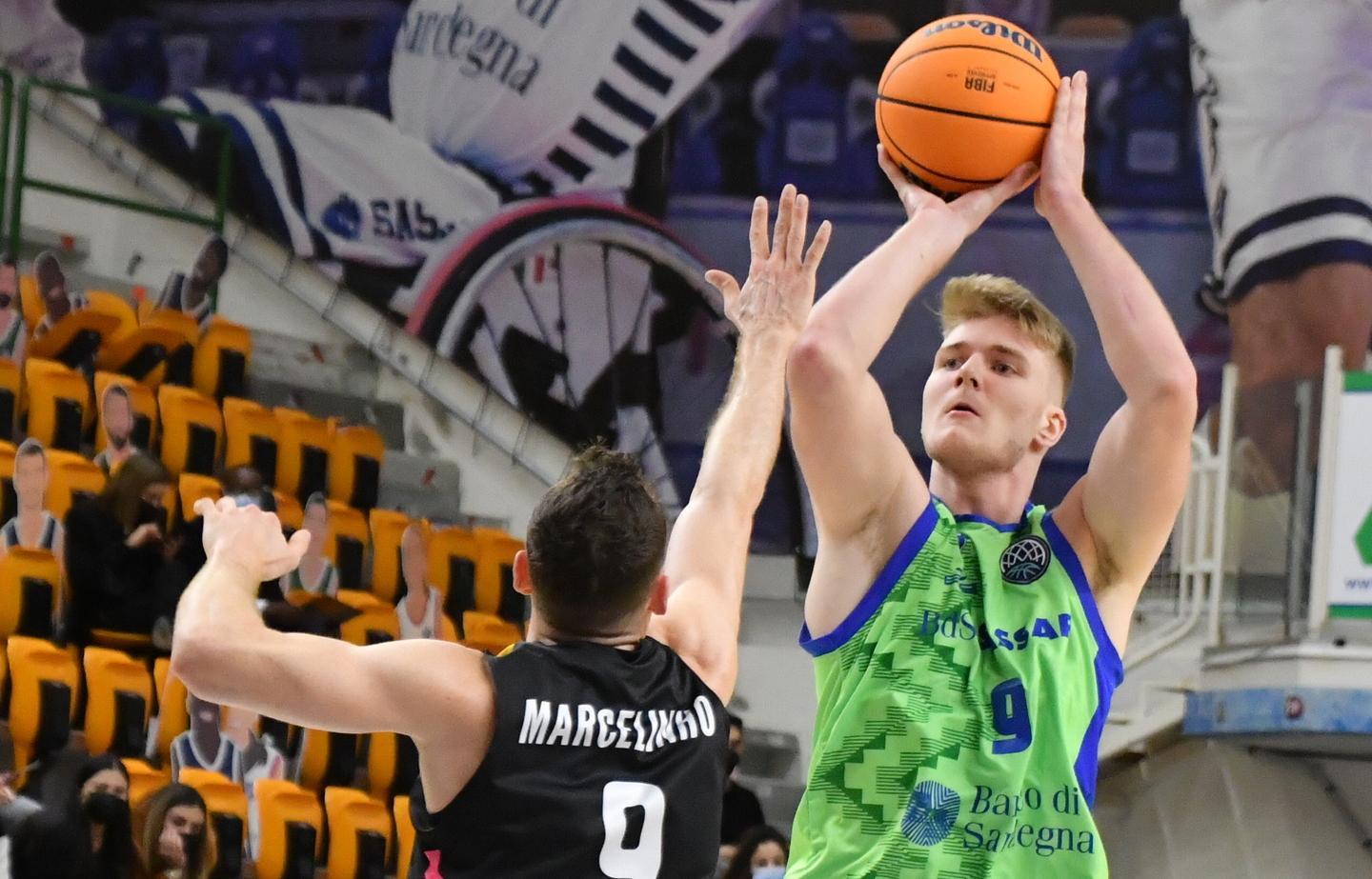 La Dinamo a Bologna col dubbio Covid 