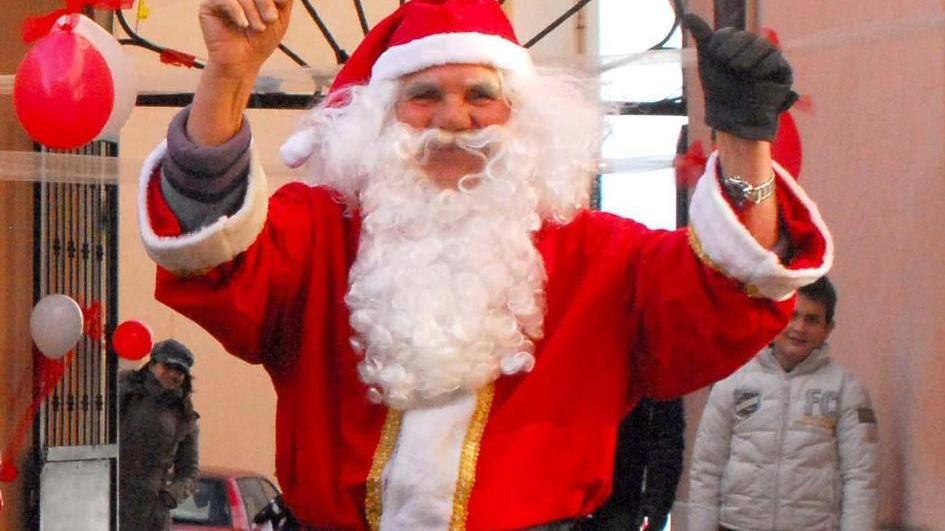 Il dottore che salvò Babbo Natale e i sogni di un bimbo