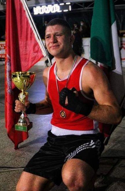 Fiordigiglio demolisce il bosniaco Ianjanin sul ring di Fight Gym in via Leoncavallo 