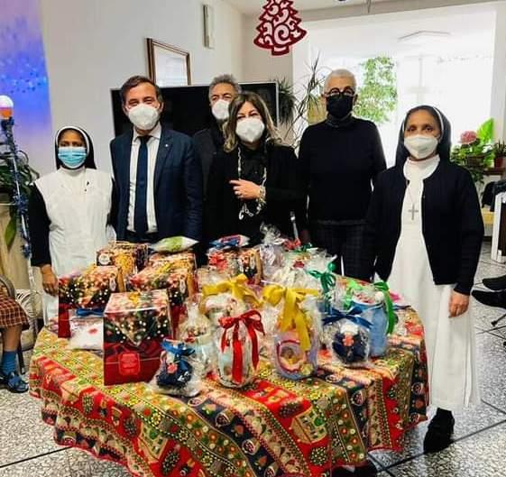 I doni di Ada per gli anziani ospiti della San Remigio 