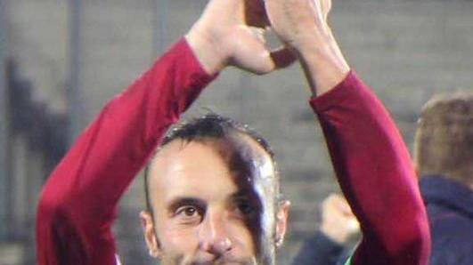 Accendete le Luci che arriva il capitano «Era giusto tornare»