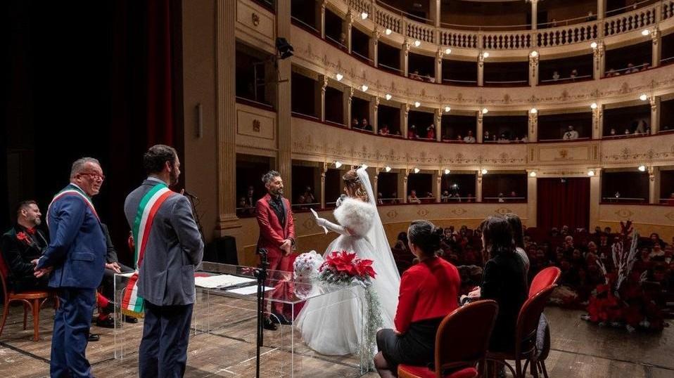 Ora al Teatro del Popolo ci si può anche sposare