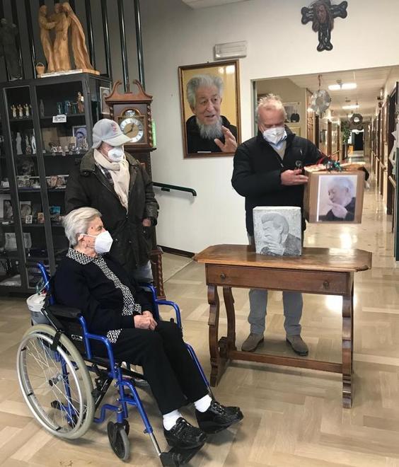 Una scultura per ricordare Sebastiano nella sua casa