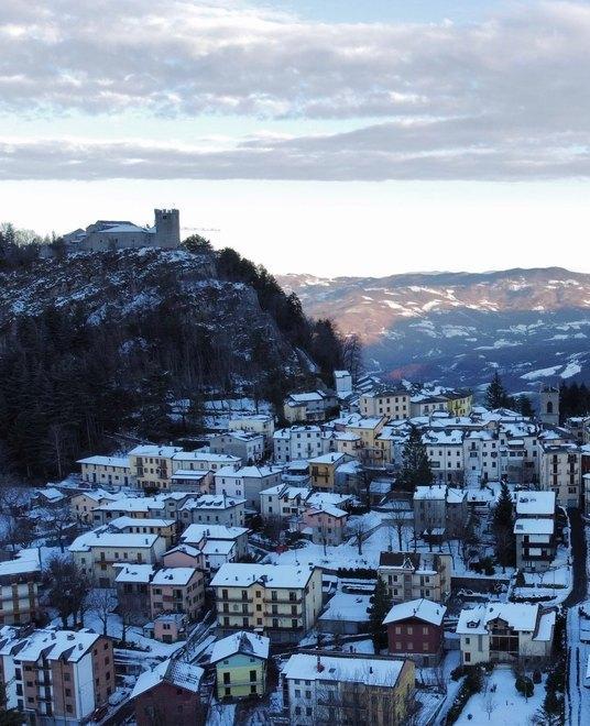 Sestola, la grande invasione: migliaia di ragazzi in arrivo senza la festa al palazzetto 