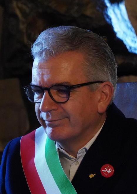 «Preoccupati per il futuro, solidarietà ai dipendenti»