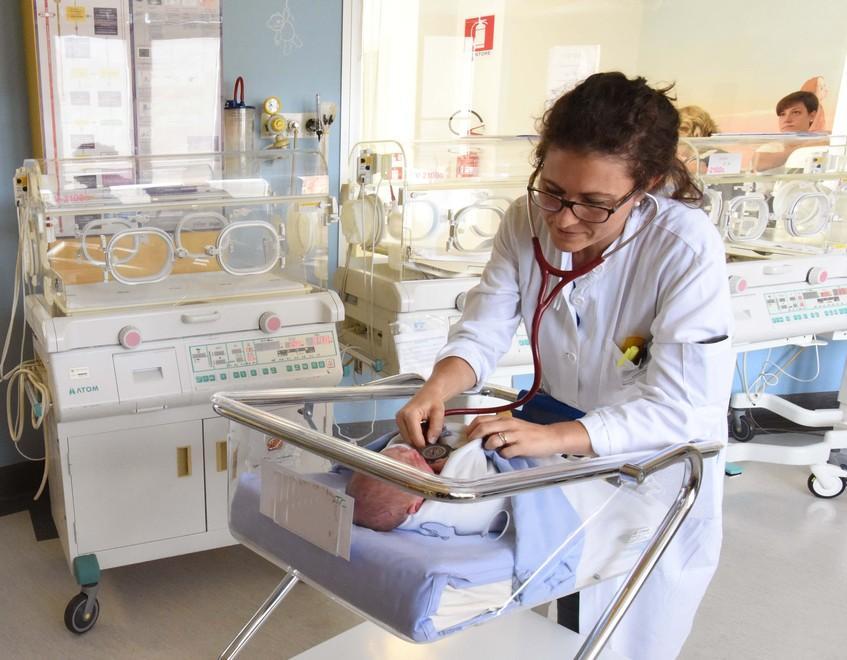 Punto nascita a Cento. Zagatti (Cgil): «Non si superano i 500 parti, no agli sprechi» 