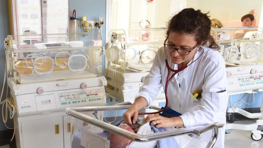 Punto nascita a Cento. Zagatti (Cgil): «Non si superano i 500 parti, no agli sprechi»