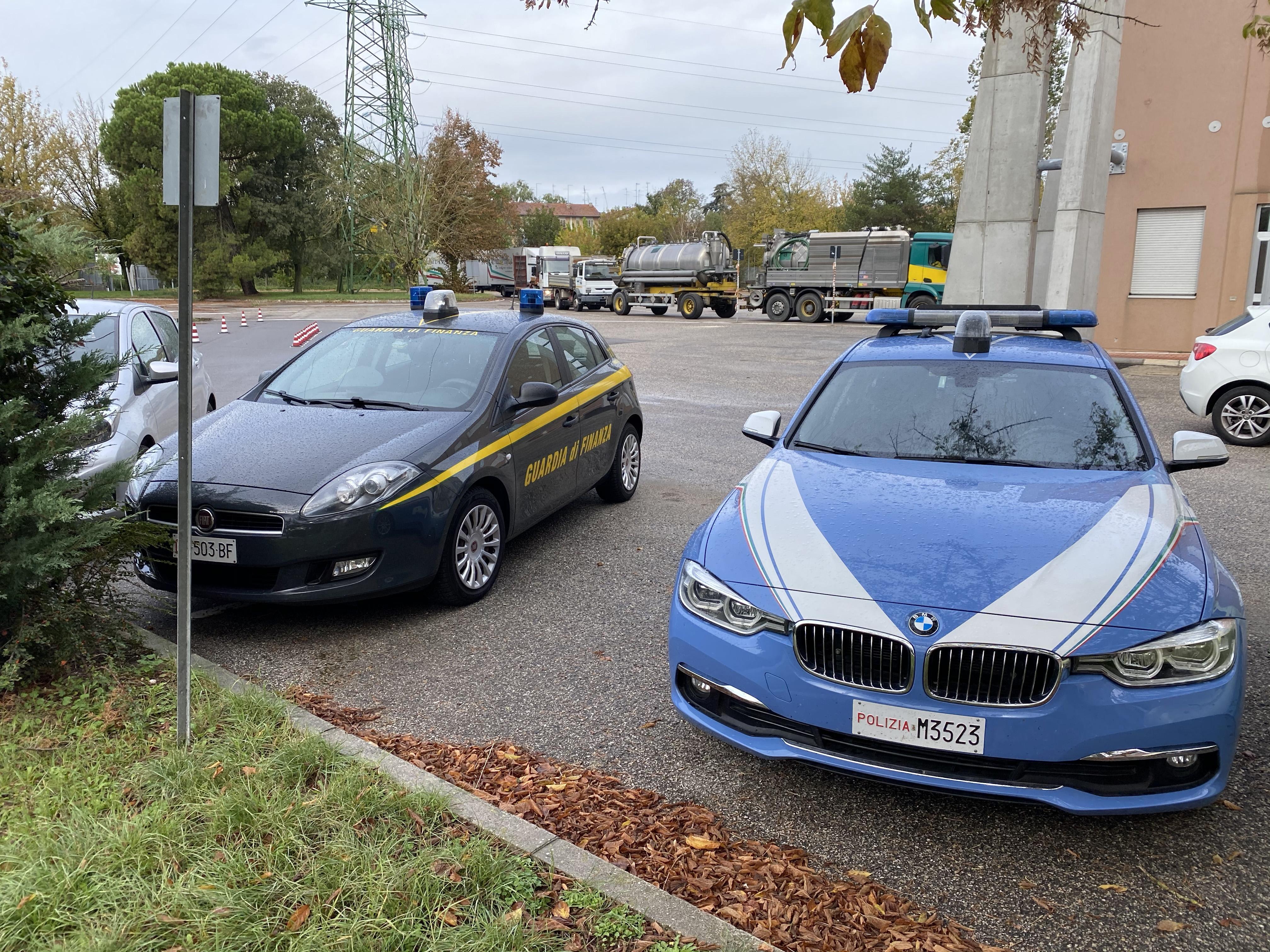 Nella discoteca abusiva sono arrivate la guardia di finanza e la polizia di Stato
