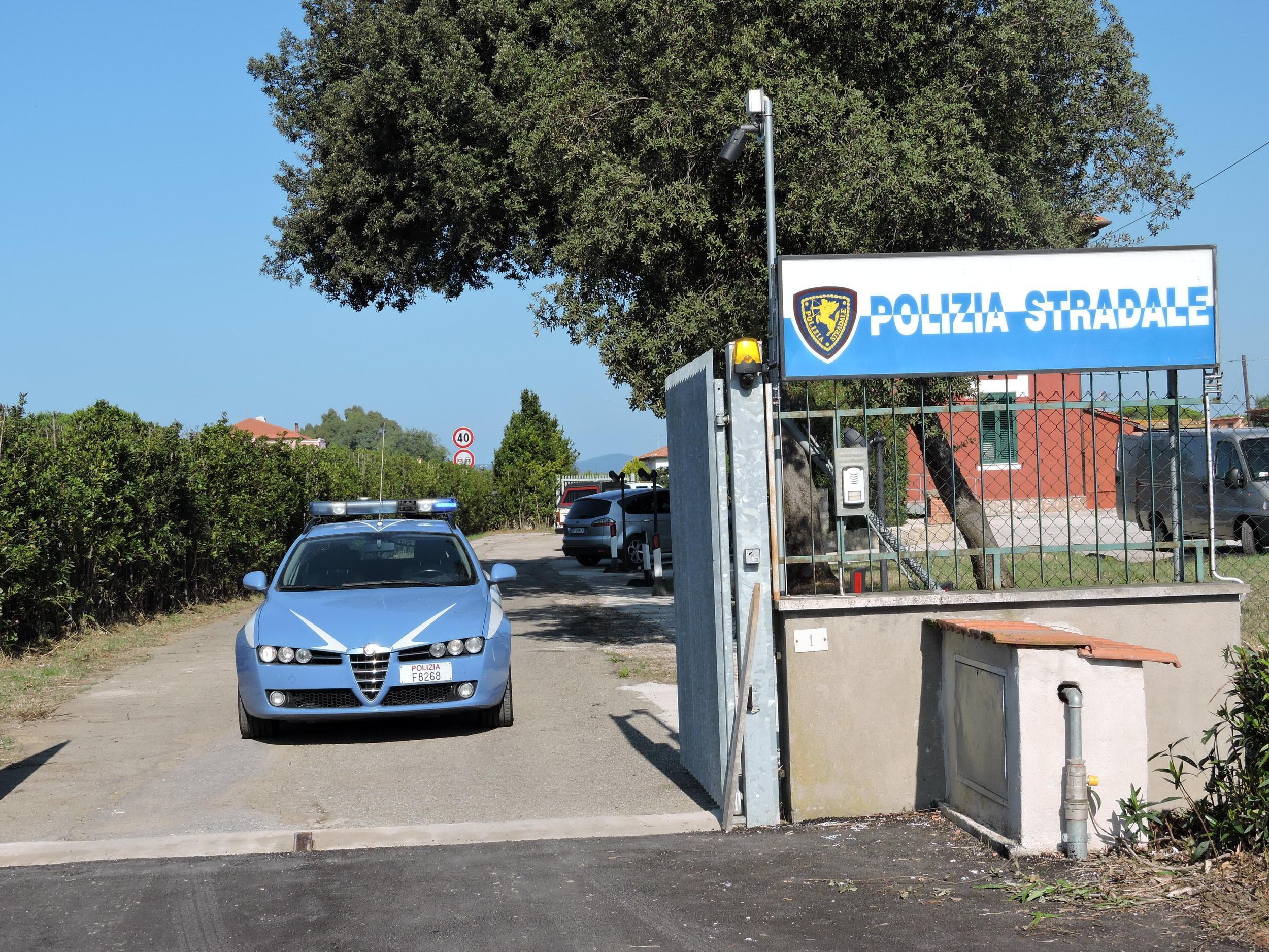 Sul posto è intervenuta la polizia stradale di Orbetello