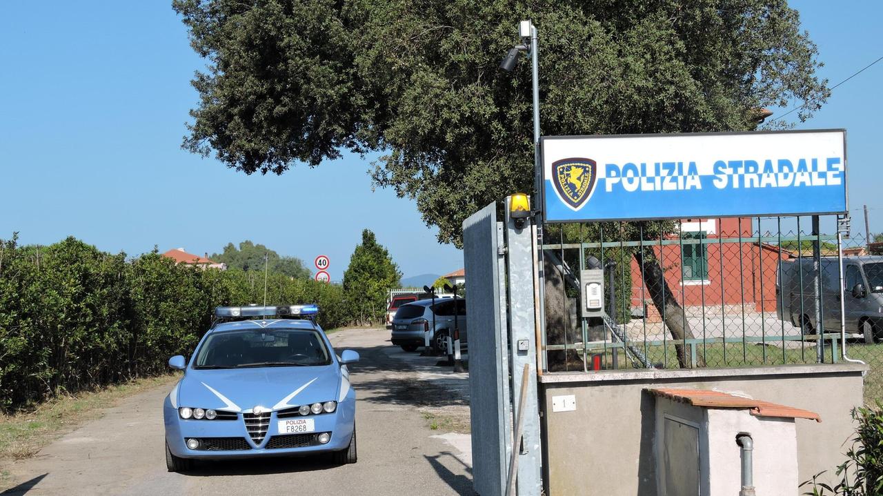 Sul posto è intervenuta la polizia stradale di Orbetello