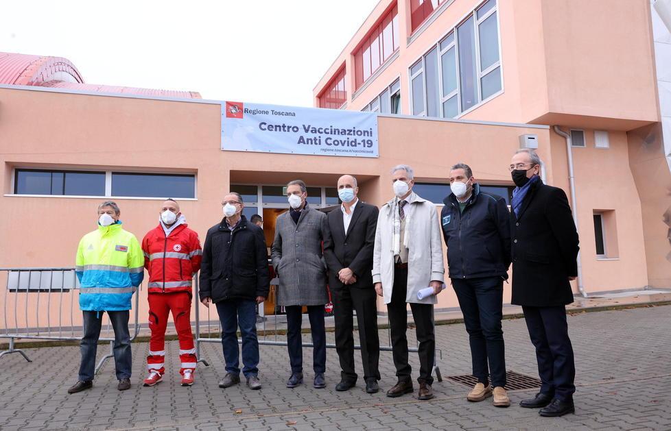 Via al nuovo centro «Ma per aprire anche il pomeriggio servono volontari» 