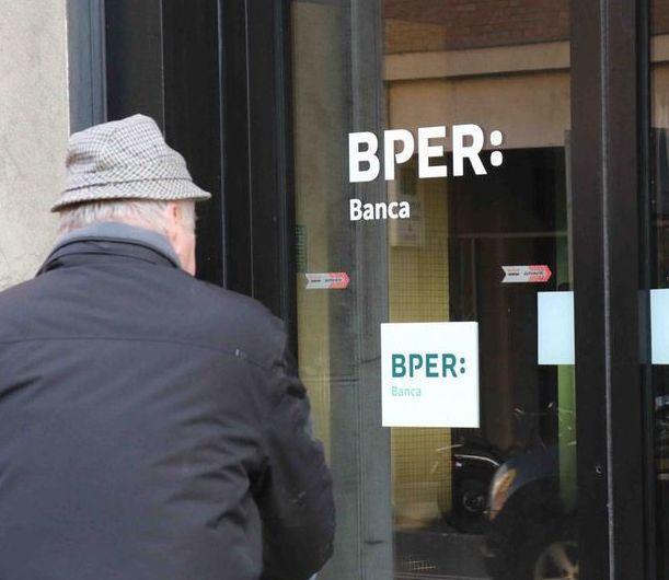 Bper, una cinquantina di uscite ma anche nuove assunzioni 
