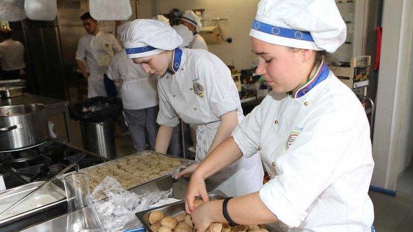 Ospitalità alberghiera ed enogastronomia Quattro indirizzi per specializzarsi