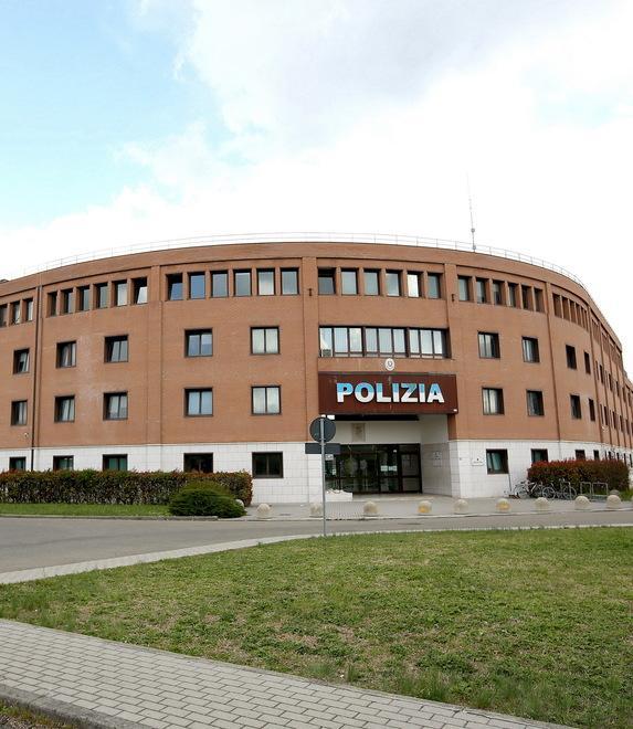 Una vera odissea per i permessi di soggiorno