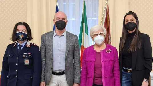 Amato, Garante degli animali «Meno canili, più adozioni»