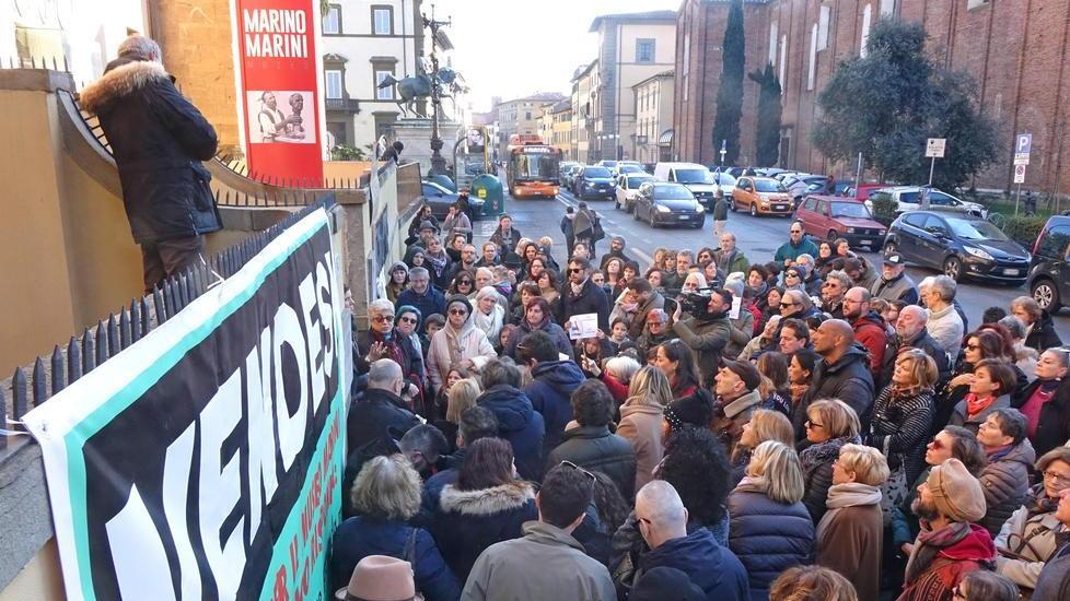 Una delle iniziative di protesta contro la chiusura del museo Marini
