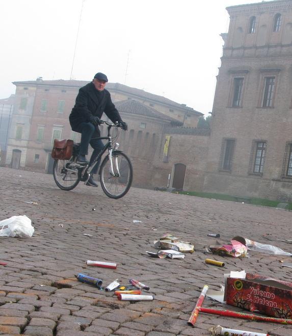 Per San Silvestro vietati petardi e bevande in vetro