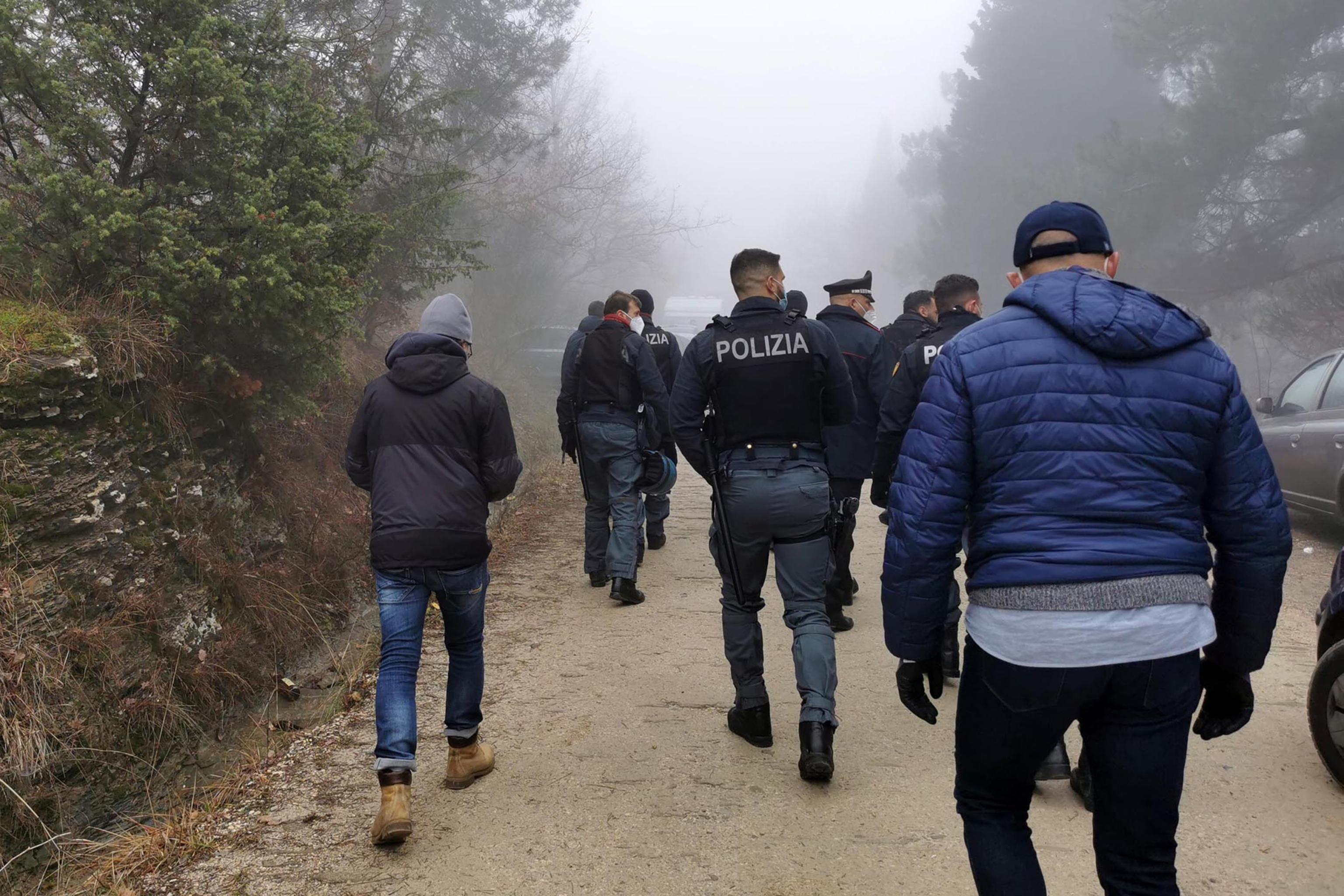 Sgomberato il rave party di Capodanno sui monti di Arezzo