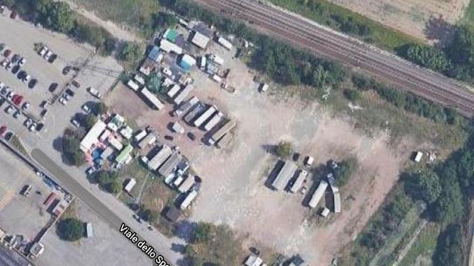 Modena Al Veglione spara con il fucile e colpisce un parente