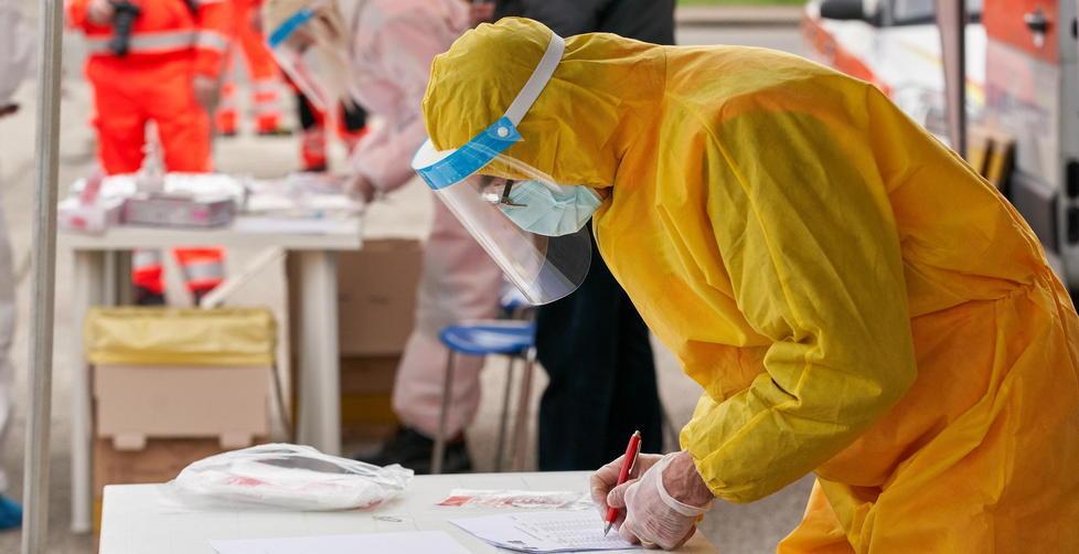 Boom di contagi in Maremma, ma il vaccino ci difende. L'esperto dell'Asl: «Per molti il virus ora è solo un’influenza» 