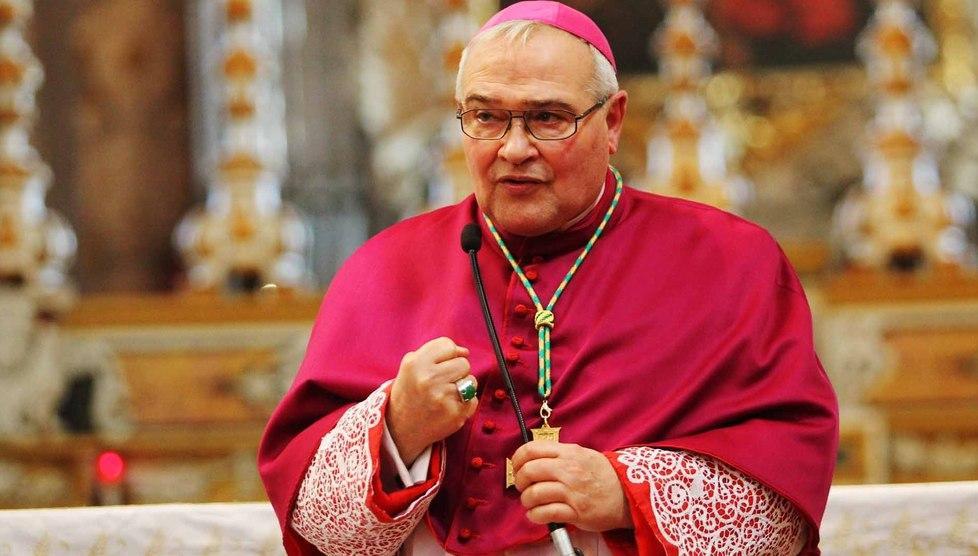 È morto Luigi Negri, vescovo emerito che ha segnato un’epoca 