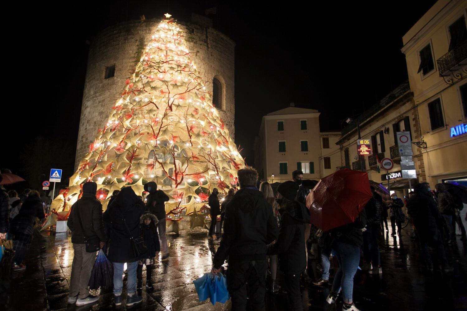 L'albero di Natale a Porta Terra