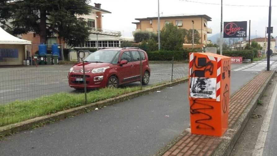 Vandalizzato box autovelox appena collocato