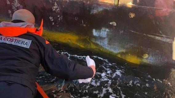 Inquinatori scoperti e denunciati