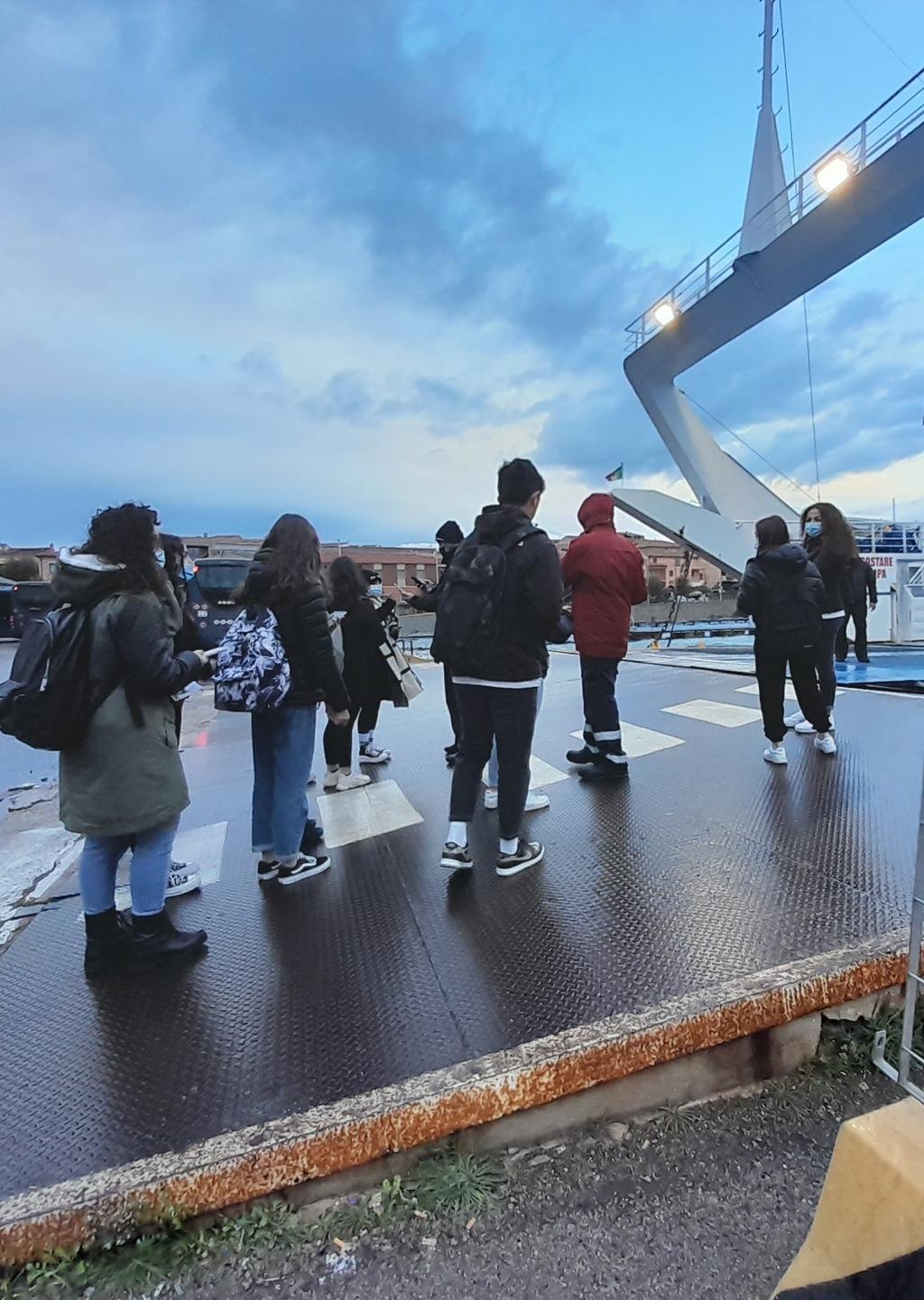 «No super green pass sui traghetti» 