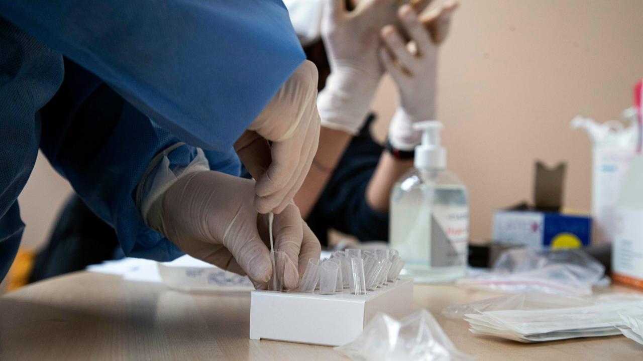 Bagarini dei tamponi, Giani: «Fermerò chi lucra sui test». Pronta un'ordinanza