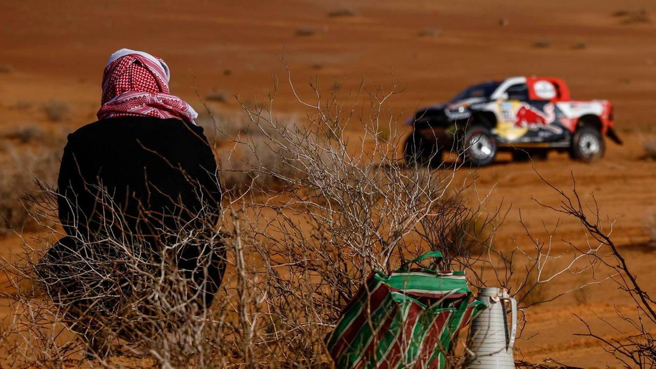 Avvio di Dakar ancora all'insegna di Nasser Al-Attiyah su Toyota