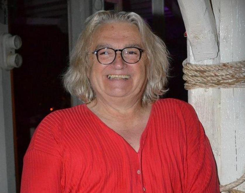 Il Covid si porta via Mario Dini, simbolo gioioso della vita notturna: i suoi locali, il sorriso e una voce bellissima