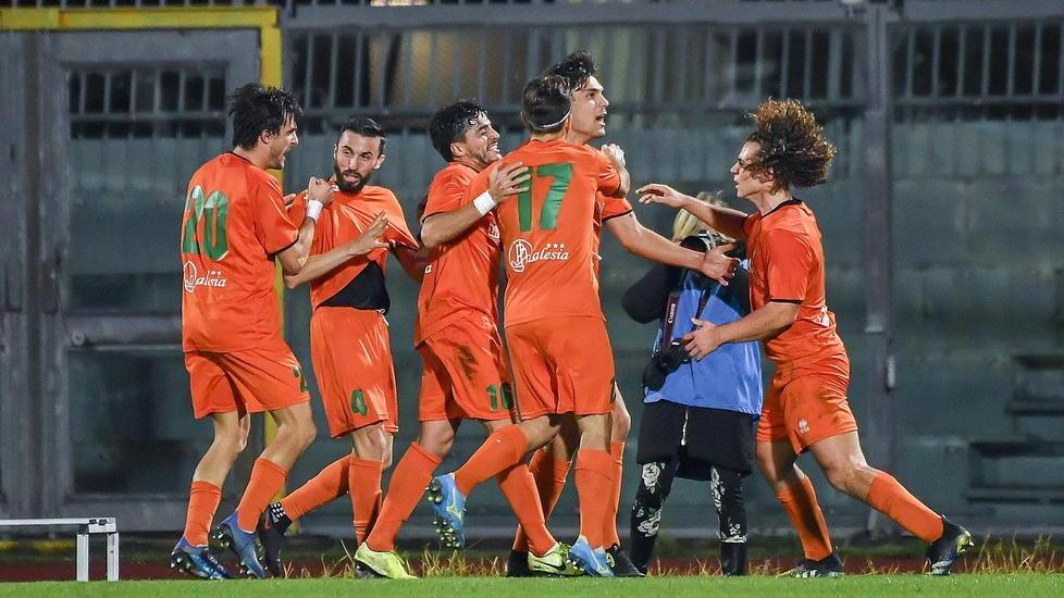 Rinviati il recupero e la semifinale